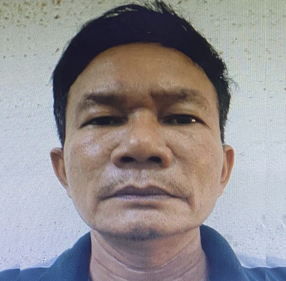 Bị chồng tấn công bằng dao vào cổ vì hỏi không trả lời ảnh 1