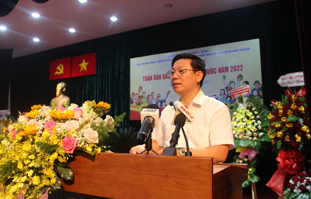 Ông Trần Thanh Lâm, Phó Trưởng Ban tuyên giáo Trung ương đề xuất sáu vấn đề TP.HCM cần thực hiện trong xây dựng phong trào Toàn dân bảo vệ an ninh tổ quốc. Ảnh: NGUYỄN YÊN Ông Trần Thanh Lâm, Phó Trưởng Ban tuyên giáo Trung ương đề xuất sáu vấn đề TP.HCM cần thực hiện trong xây dựng phong trào Toàn dân bảo vệ an ninh tổ quốc. Ảnh: NGUYỄN YÊN