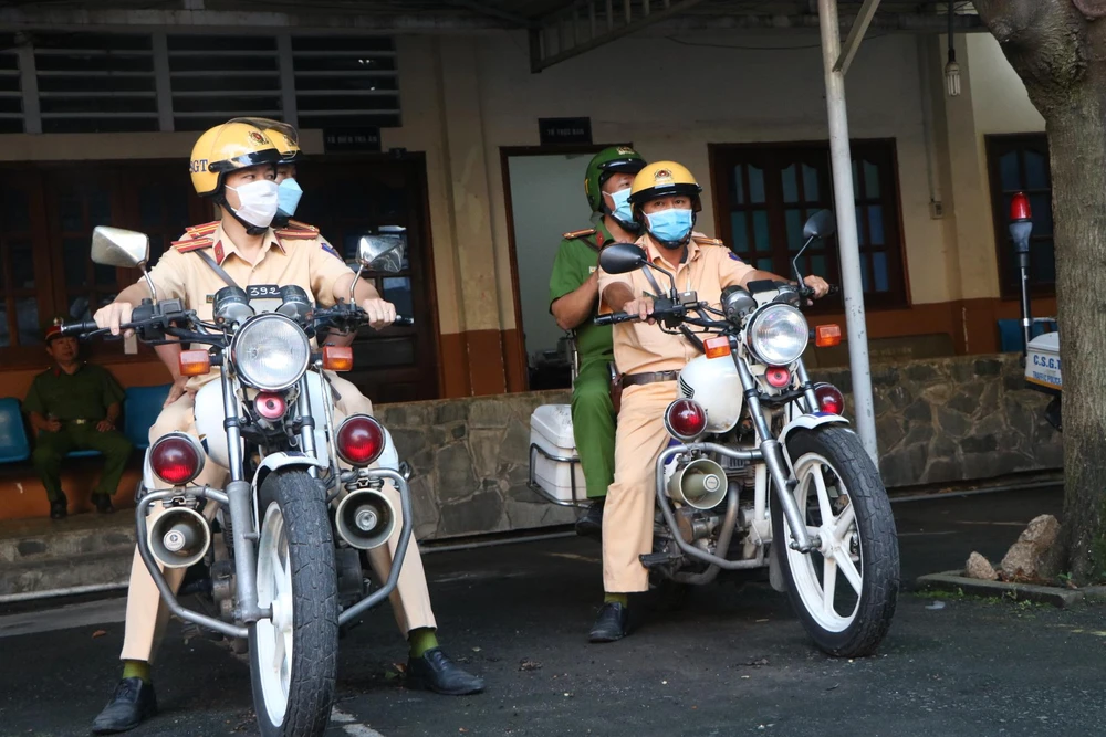 Cong-an-binh-thanh-ra-quan-mua-worldcup