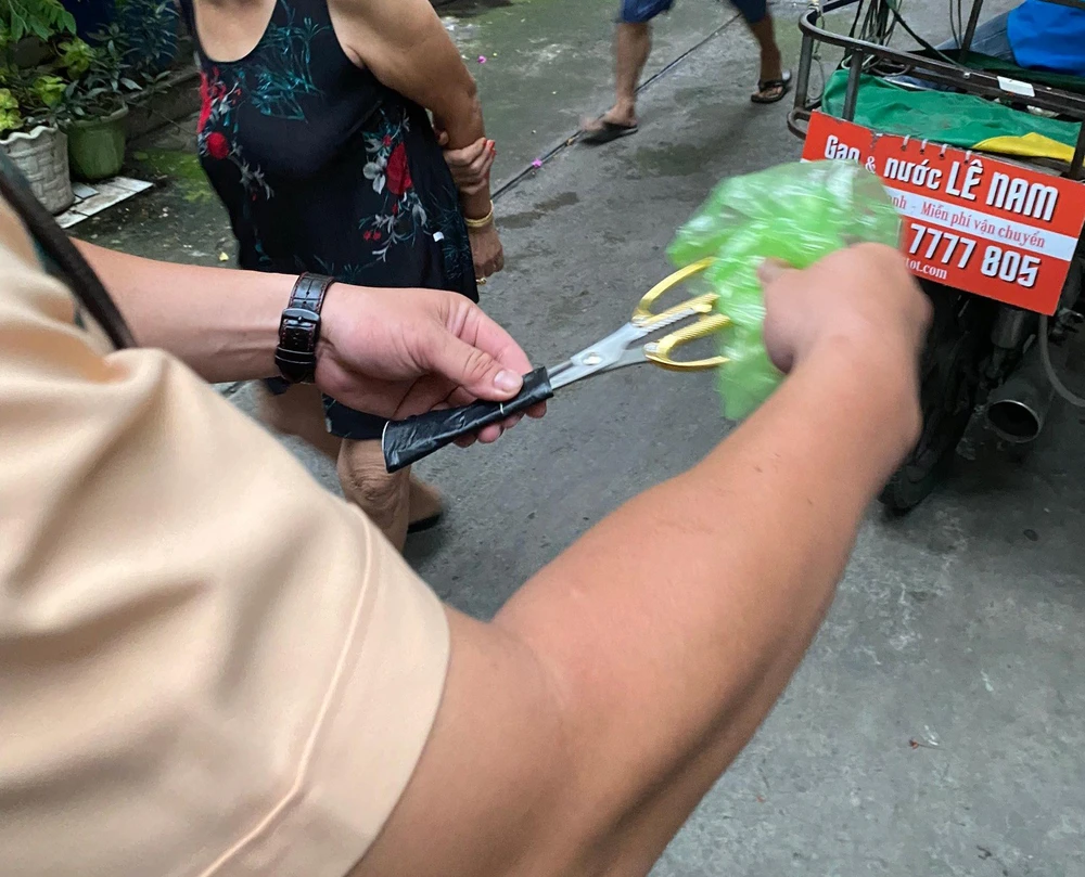 canh-sat -giao-thong-phu-nhuan-bat-cuop