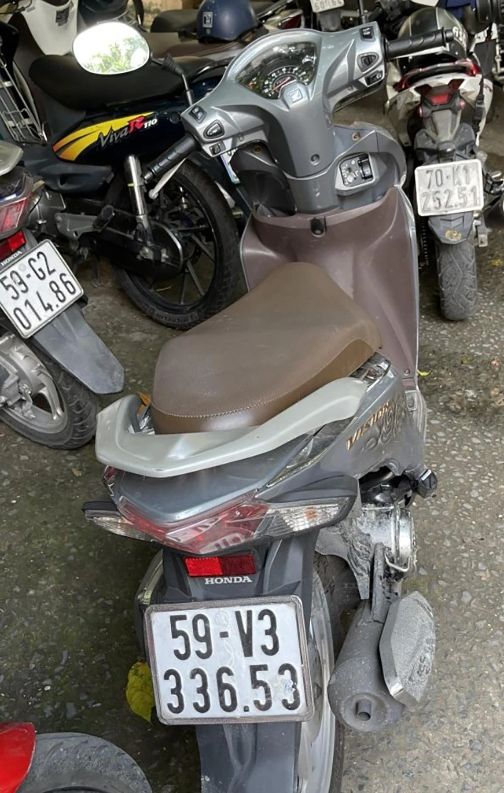 Xe máy Bảo mượn của anh H. để đi giật điện thoại. Ảnh: ĐC