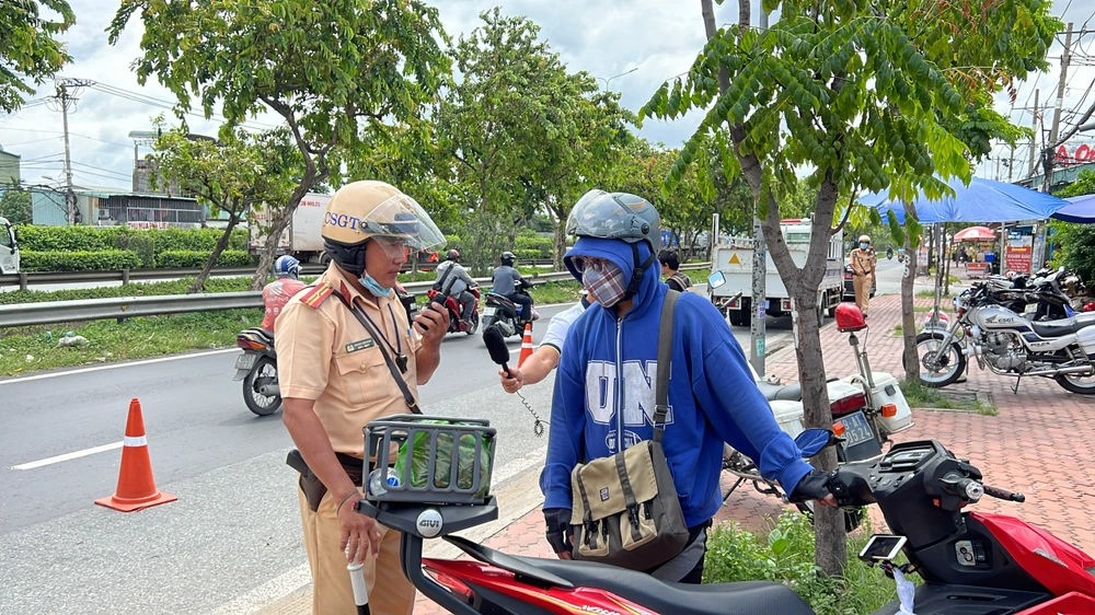 Anh H. vi phạm tốc độ 58/50. Ảnh: NGUYỄN YÊN