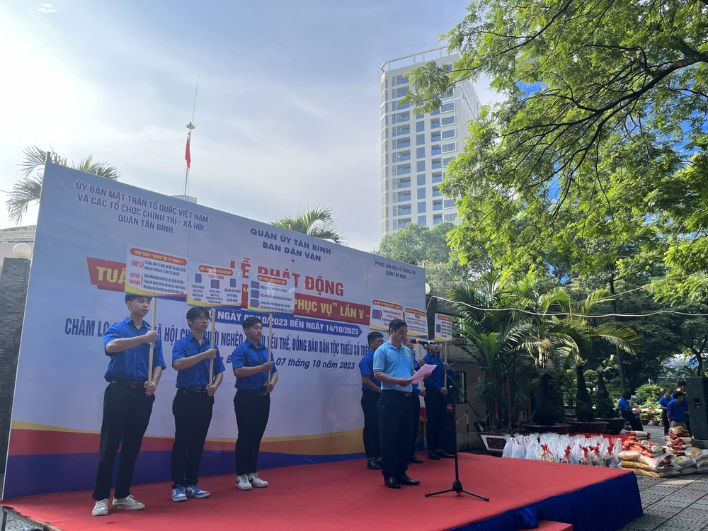 quan-tan-binh-tuan-le-cao-diem (6).jpg