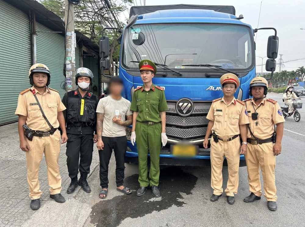 cong-an-tp-hcm-lap-danh-sach-nguoi-nghien-ma-tuy-co-giay-phep-lai-xe-4