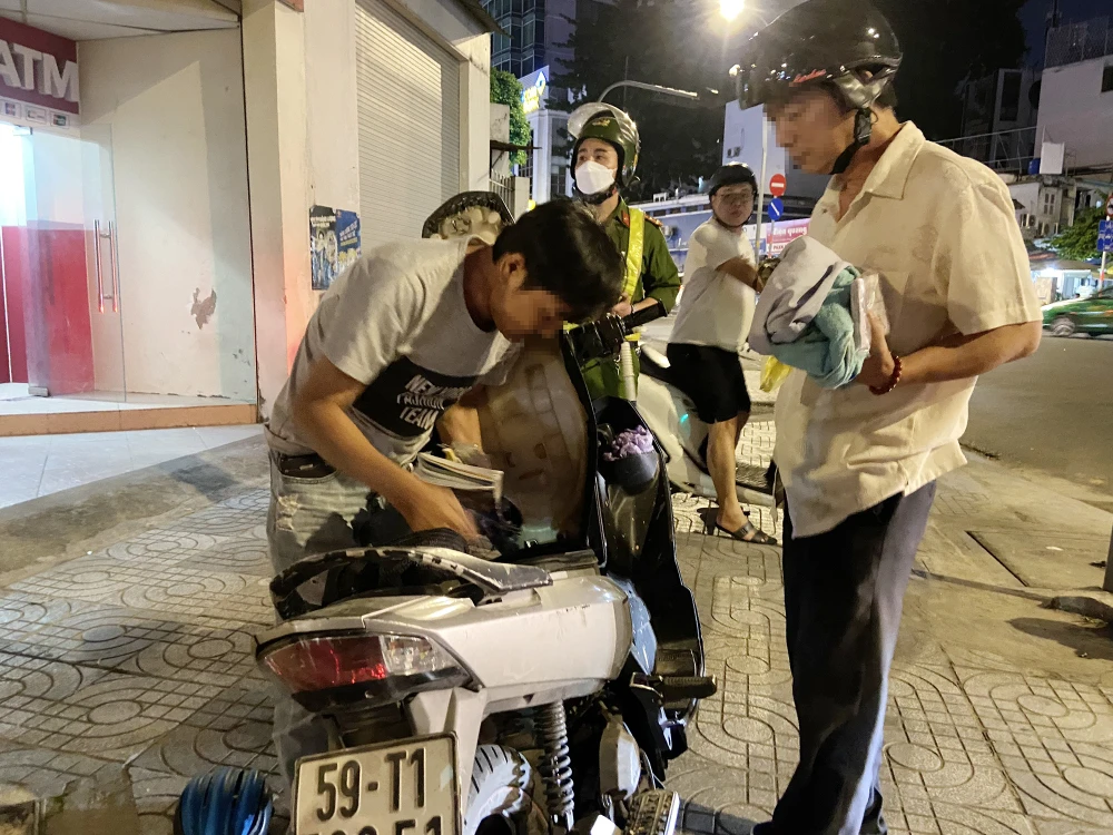 tp-hcm-mot-so-ca-vi-pham-nong-do-con-kho-do (2).jpg