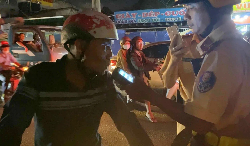 tp-hcm-mot-so-ca-vi-pham-nong-do-con-kho-do (6).jpg