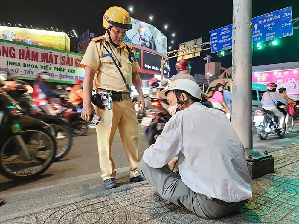 tp-hcm-mot-so-ca-vi-pham-nong-do-con-kho-do (7).jpg