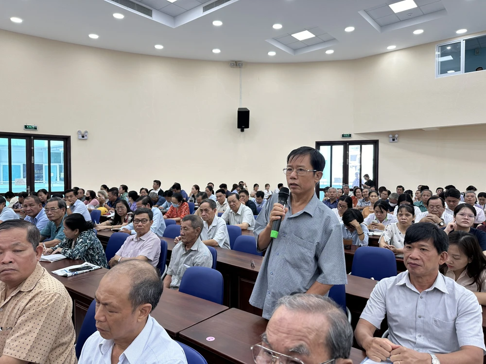 Đại biểu Văn Thị Bạch Tuyết: ‘Trước mắt không đầu tư, xây dựng thêm trụ sở khu phố mới’