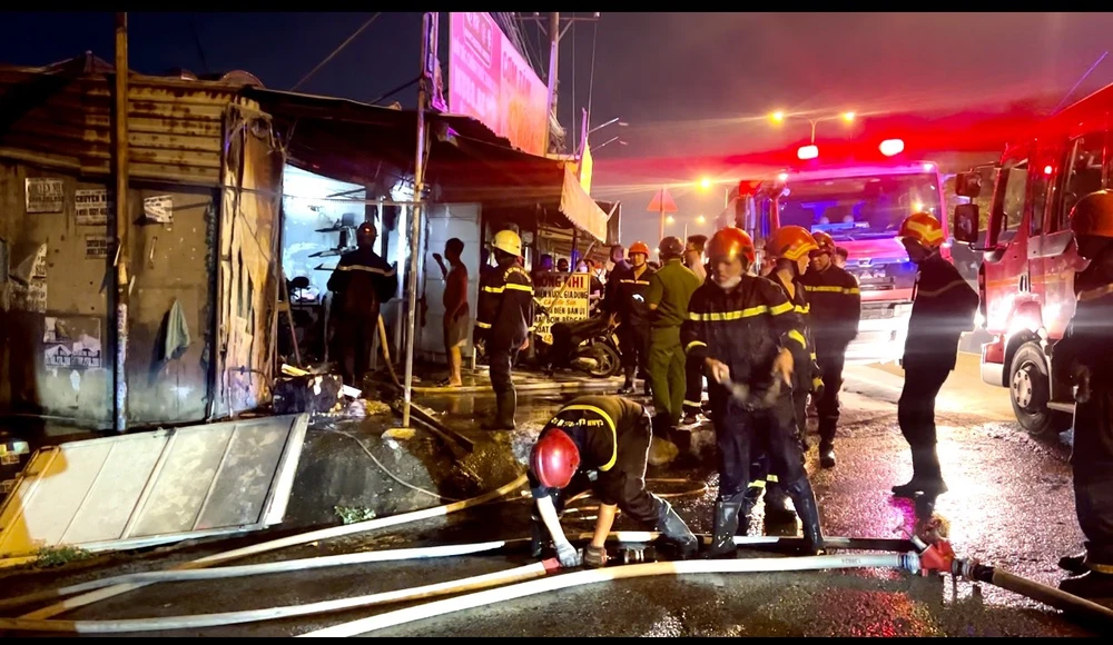 chay-rui-tiem-com-tam-o-tp-thu-duc (2).jpg