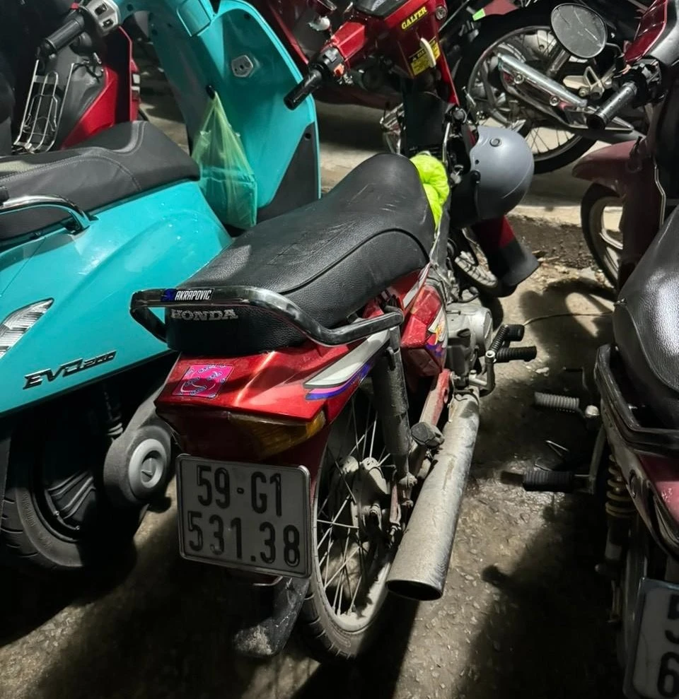 quan-11-chau-giet-chu-ruot-vi-xin-tien-khong-cho (1).jpg