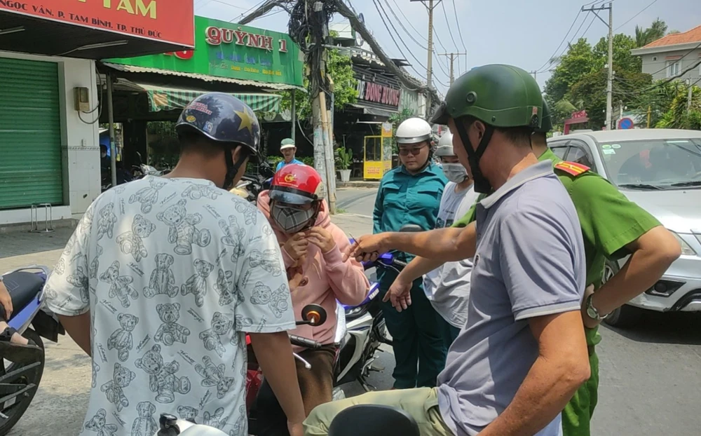 nu-quai-gay-hang-loat-vu-trom-lien-tinh (1).jpg