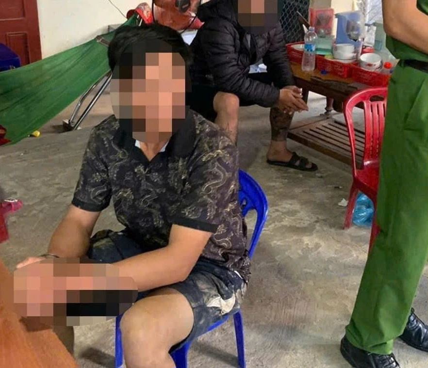 Quảng Ngãi: Tạm giữ hình sự thanh niên cản trợ, gây thương tích cho 2 công an