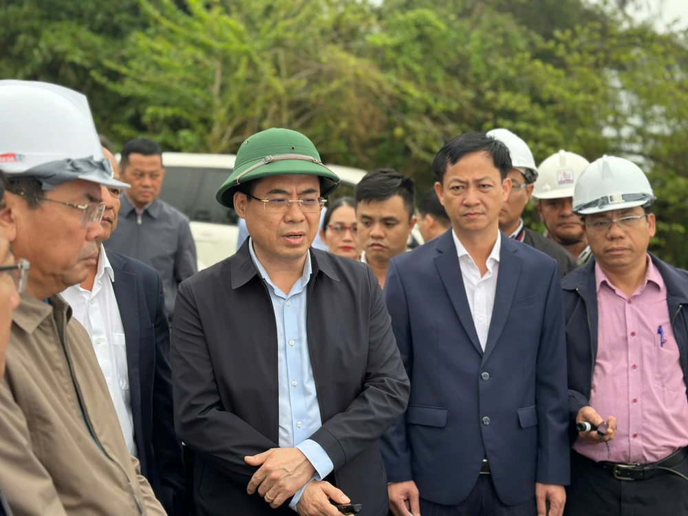 quang-ngai-hai-du-an-giao-thong-4-400-ty-cham-tien-do- (6).jpg