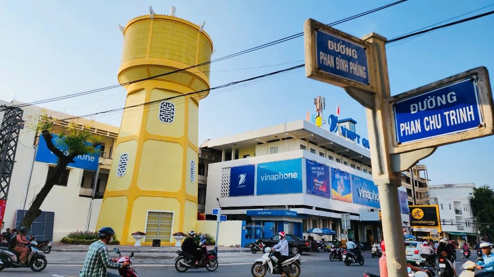 Thủy đài cổ trăm năm tuổi ở Quảng Ngãi