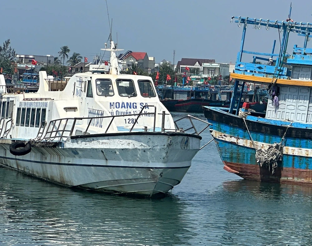 tau-cao-toc-ra-ly-son-thanh-dong-sat-hoen-gi (8).jpg