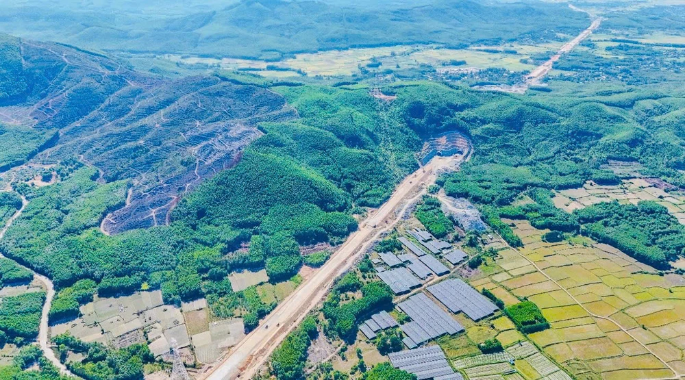 Chuẩn bị thông đường hầm dài nhất cao tốc Bắc Nam