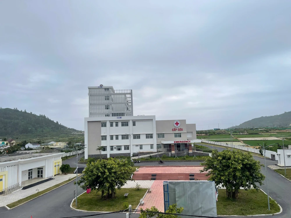 trung-tam-y-te-moi-dan-ly-son-thoi-lo-bai-toan-cap-cuu-mua-bien-dong-3.jpg