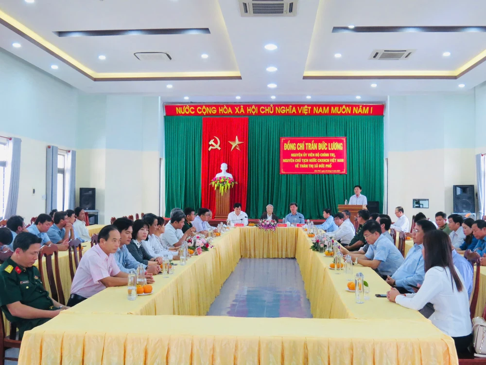 Nguyên Chủ tịch nước Trần Đức Lương với đất và người Quảng Ngãi