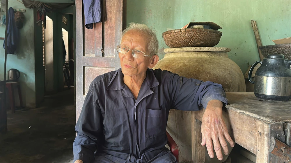 quang-ngai-hop-bao-thong-tin-ve-gia-dat-den-bu-tai-dinh-cu-tai-du-an-dap-dang-song-tra-khuc- (6).jpg