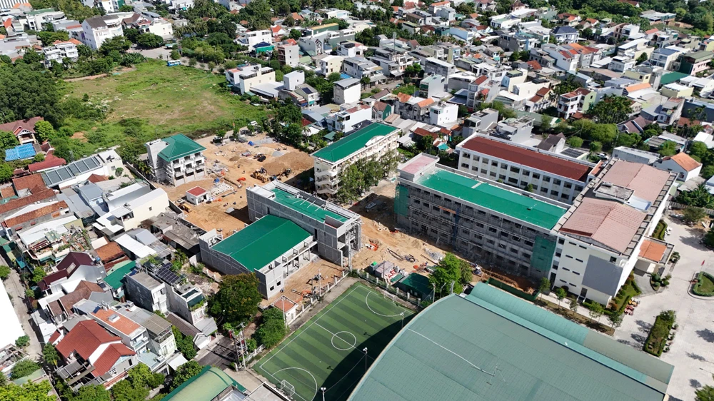 Tất bật hoàn thiện nhà ở cho hơn 1.100 cán bộ Kon Tum về Quảng Ngãi sau sáp nhập