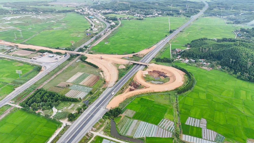 Quảng Ngãi: Đẩy nhanh thi công nút giao Trì Bình sau nhiều năm đình trệ