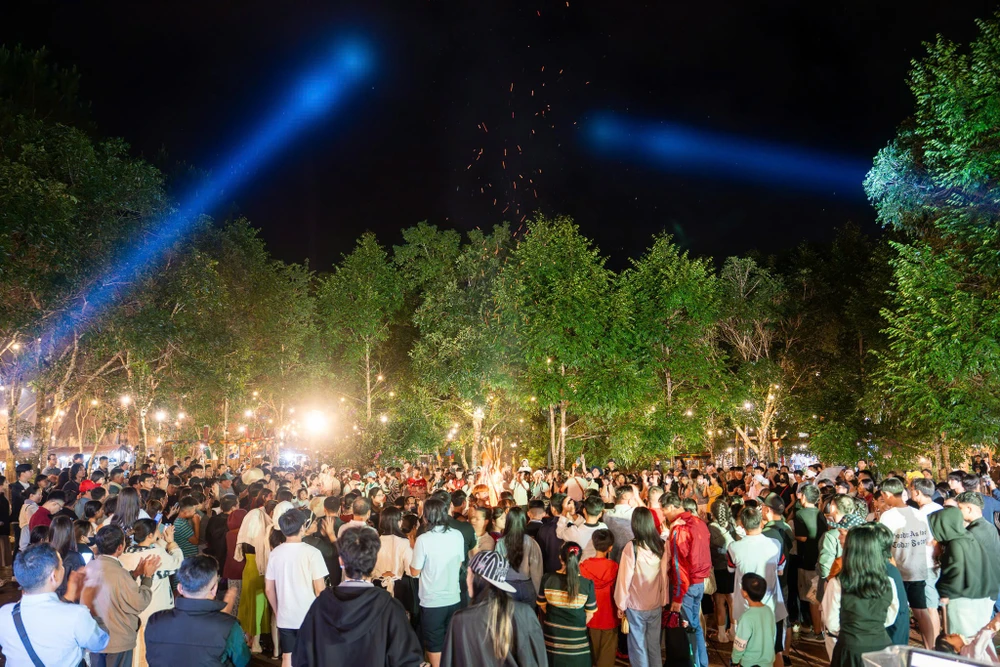 Quảng Ngãi đón hơn 193.000 lượt khách du lịch dịp lễ 2-9, doanh thu gần 200 tỉ