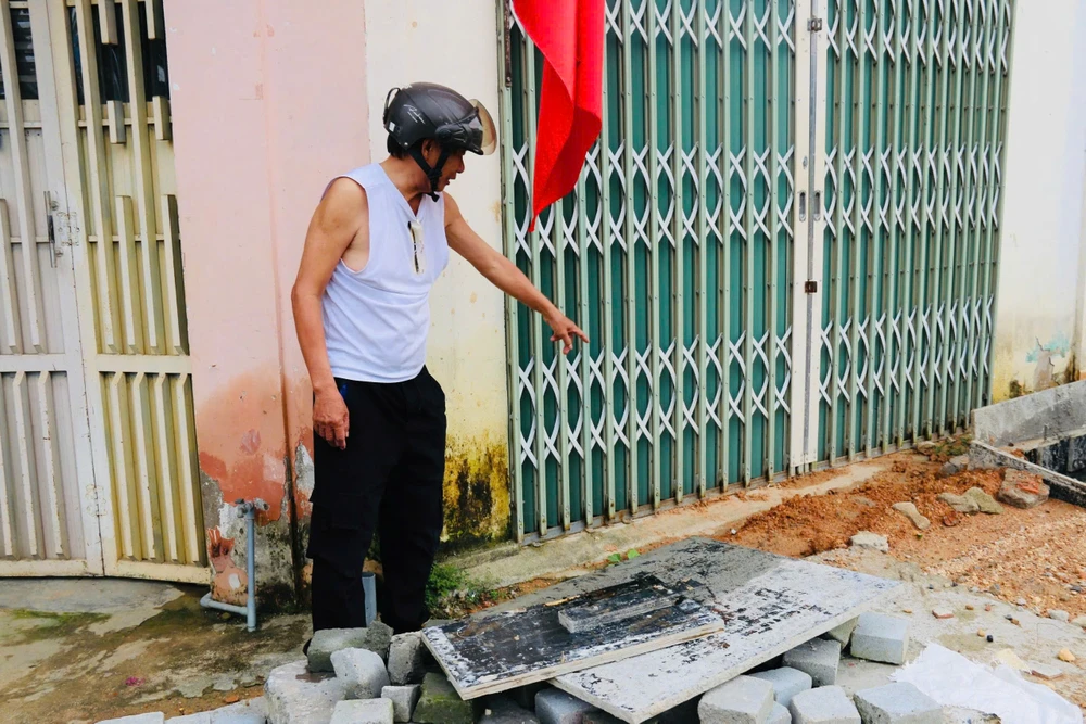 5-nam-doi-mot-doan-duong-2-7km-nguoi-dan-chan-khong-muon-noi (8).jpg