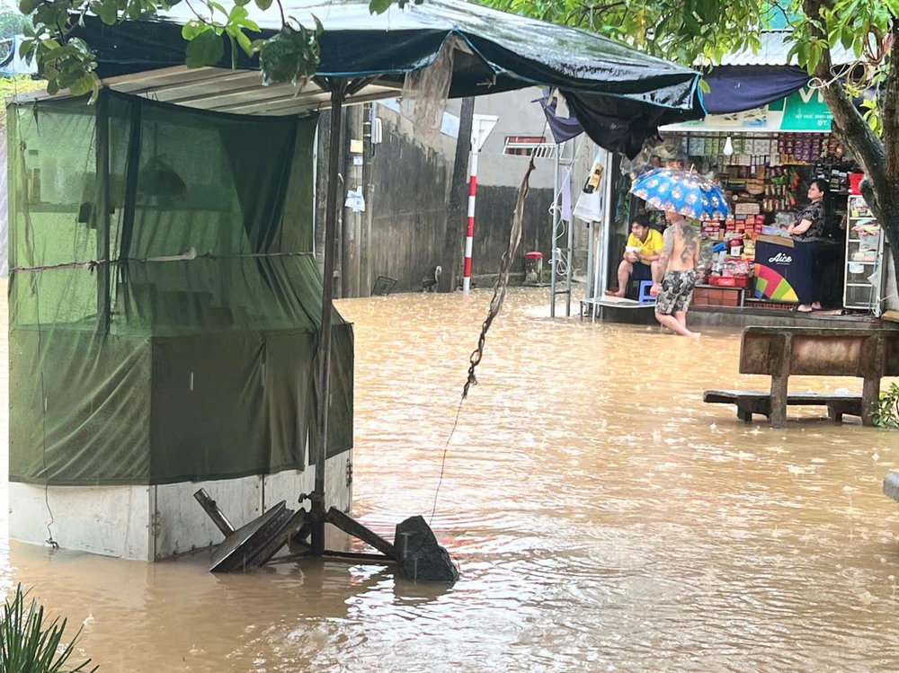 mot-tuan-hai-lan-chay-lu (2).jpg