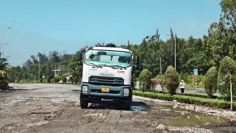 duong-huyet-mach-trong-khu-kinh-te-dung-quat-nat-bet-o-ga-hon-loan-nhu-me-tran- (18).jpg