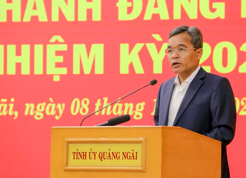 grdp-binh-quan-dau-nguoi-quang-ngai-dat-4-042-usd-nguoi (1).jpg