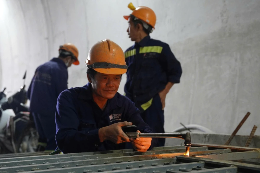 can-canh-cao-toc-quang-ngai-hoai-nhon-truoc-ngay-thong-xe- (23).jpg