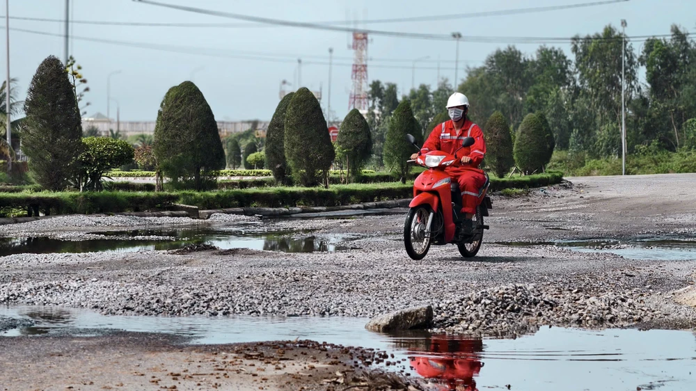 bon-du-an-ngan-ti-dong-loat-khoi-cong-khanh-thanh-tai-quang-ngai (5).jpg