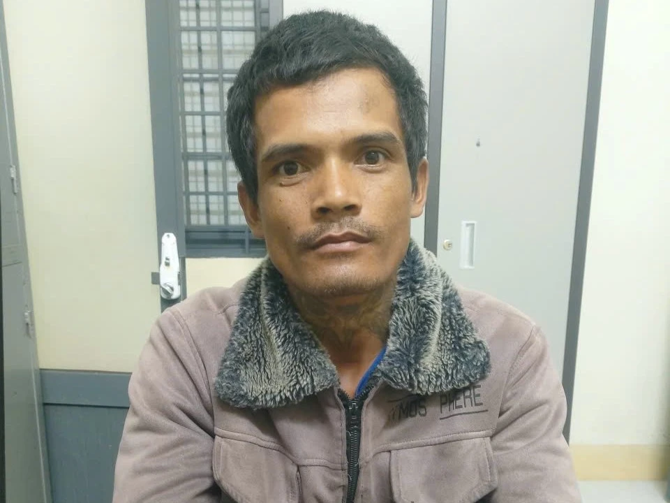 Bắn người trước cổng Trung tâm y tế xã ở Quảng Ngãi