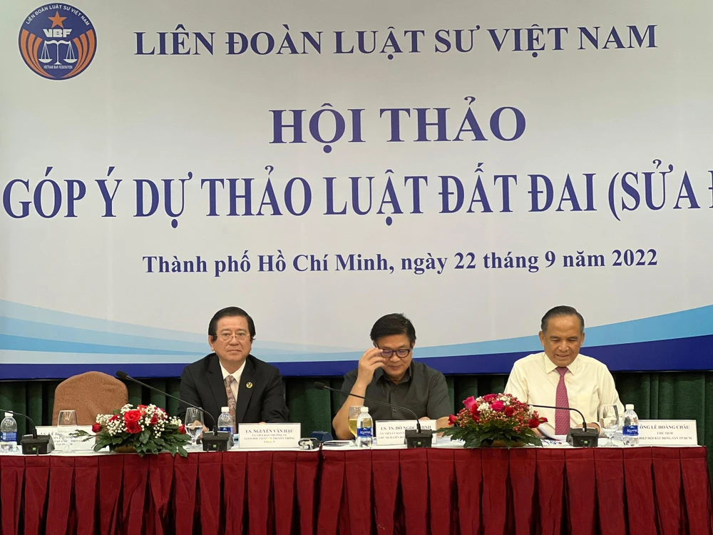 Liên đoàn LS tổ chức hội thảo "Góp ý dự thảo Luật Đất đai (sửa đổi). Ảnh: HỮU ĐĂNG