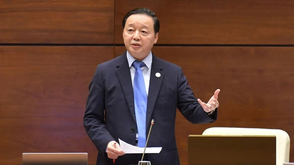 bộ trưởng trần hồng hà