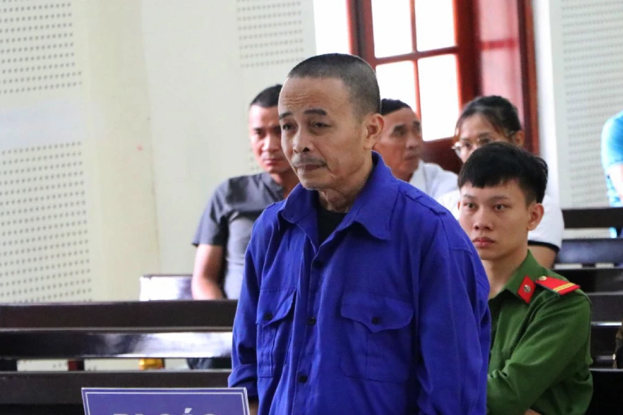 con vịt què chân