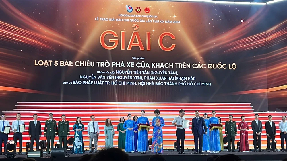 Báo Pháp Luật TP.HCM