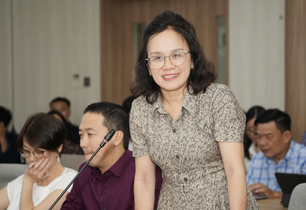 TS Thái Thị Tuyết Dung phát biểu tại hội thảo. Ảnh: THUẬN VĂN