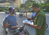 Từ sáng mai, Hà Nội chính thức kiểm tra giấy đi đường theo mẫu mới