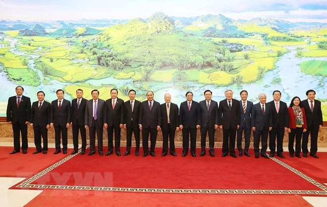 Các vị lãnh đạo Đảng, Nhà nước chụp ảnh tại Hội nghị. Ảnh: TTXVN