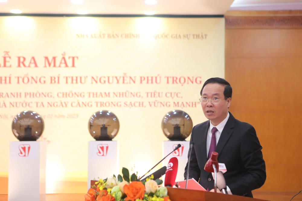 Thường trực Ban Bí thư Võ Văn Thưởng chỉ đạo quán triệt sâu rộng cuốn sách của Tổng Bí thư Nguyễn Phú Trọng về PCTNTC gắn với xây dựng, chỉnh đốn Đảng trong toàn hệ thống chính trị. Ảnh: Phước H.