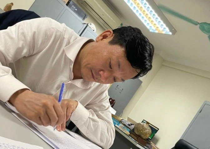 Chủ tịch phường ở Hà Nội bị điều tra việc nhận hối lộ 1 tỉ đồng