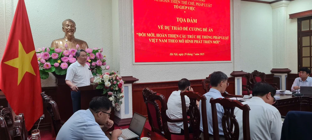 Mổ xẻ chất lượng về mặt cấu trúc của hệ thống pháp luật Việt Nam