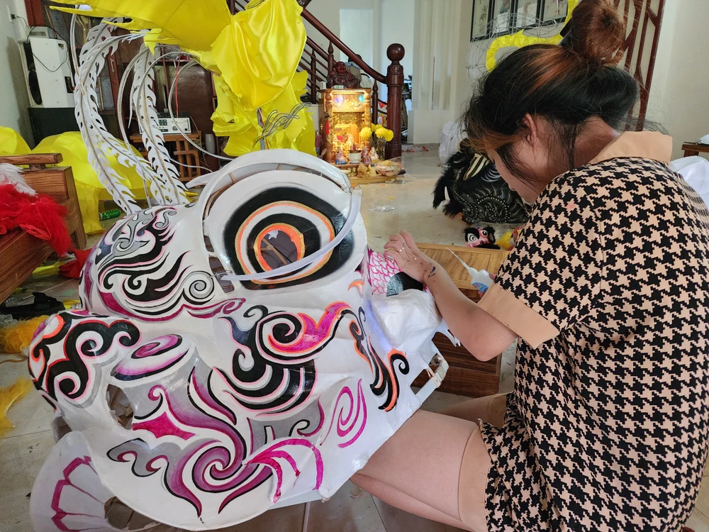 trung thu dan keo.jpg