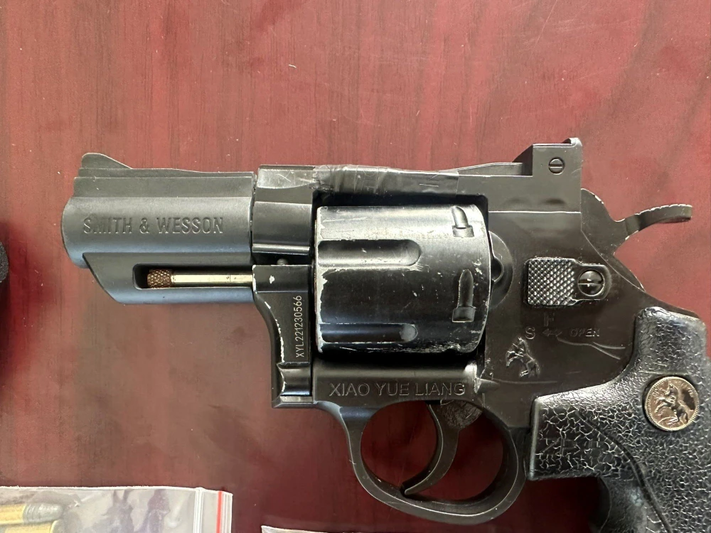 nhom thanh thieu nien sung.jpg