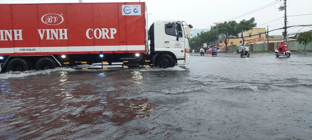 kcn hoa khanh da nang ngap lut.jpg