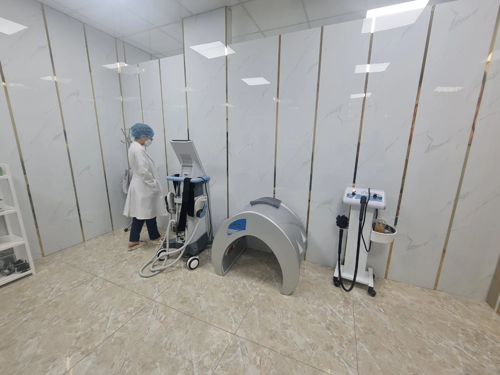 nang-nguc-tai-tham-my-idkorea