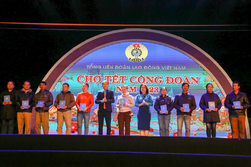 nguoi-lao-dong-2023.jpg