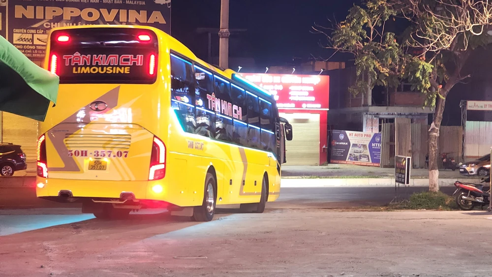 ben-coc-o-da-nang-xe-tan-kim-chi.jpg