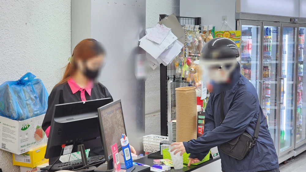 người đàn ông nước ngoài